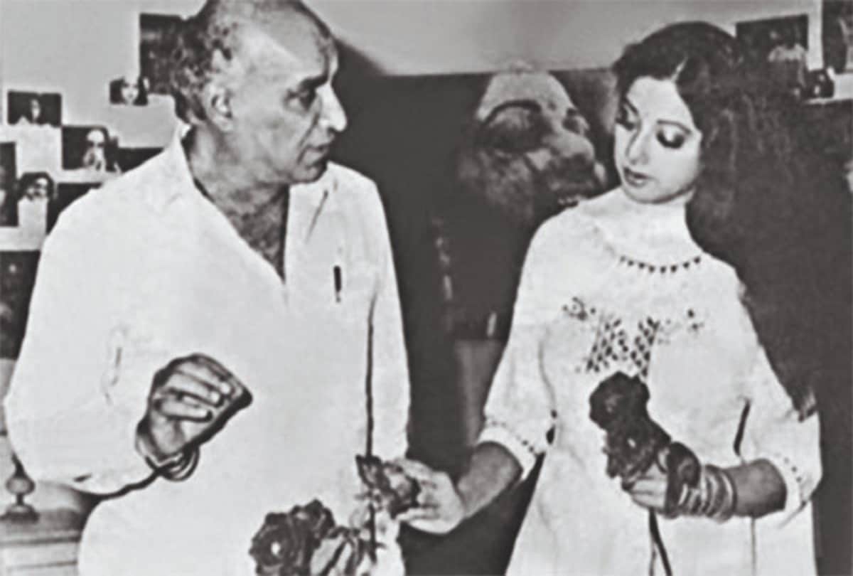 amitabh bachchan to raj kapoor these bollywood celebrities play holi but then shut down