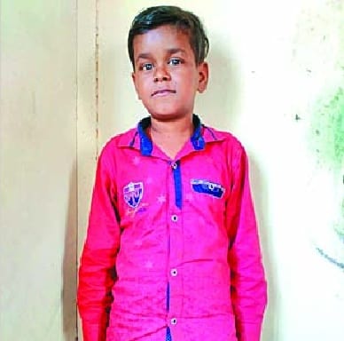 Rakesh looks like four years at the age of 17