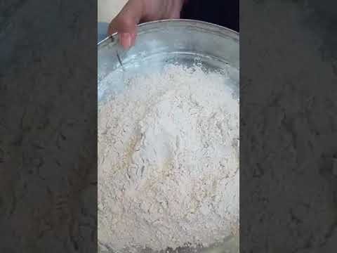 Wheat flour pulled like chewing gum
