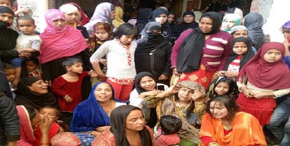 Death of two from eating sweet, two injured, kohram in family
