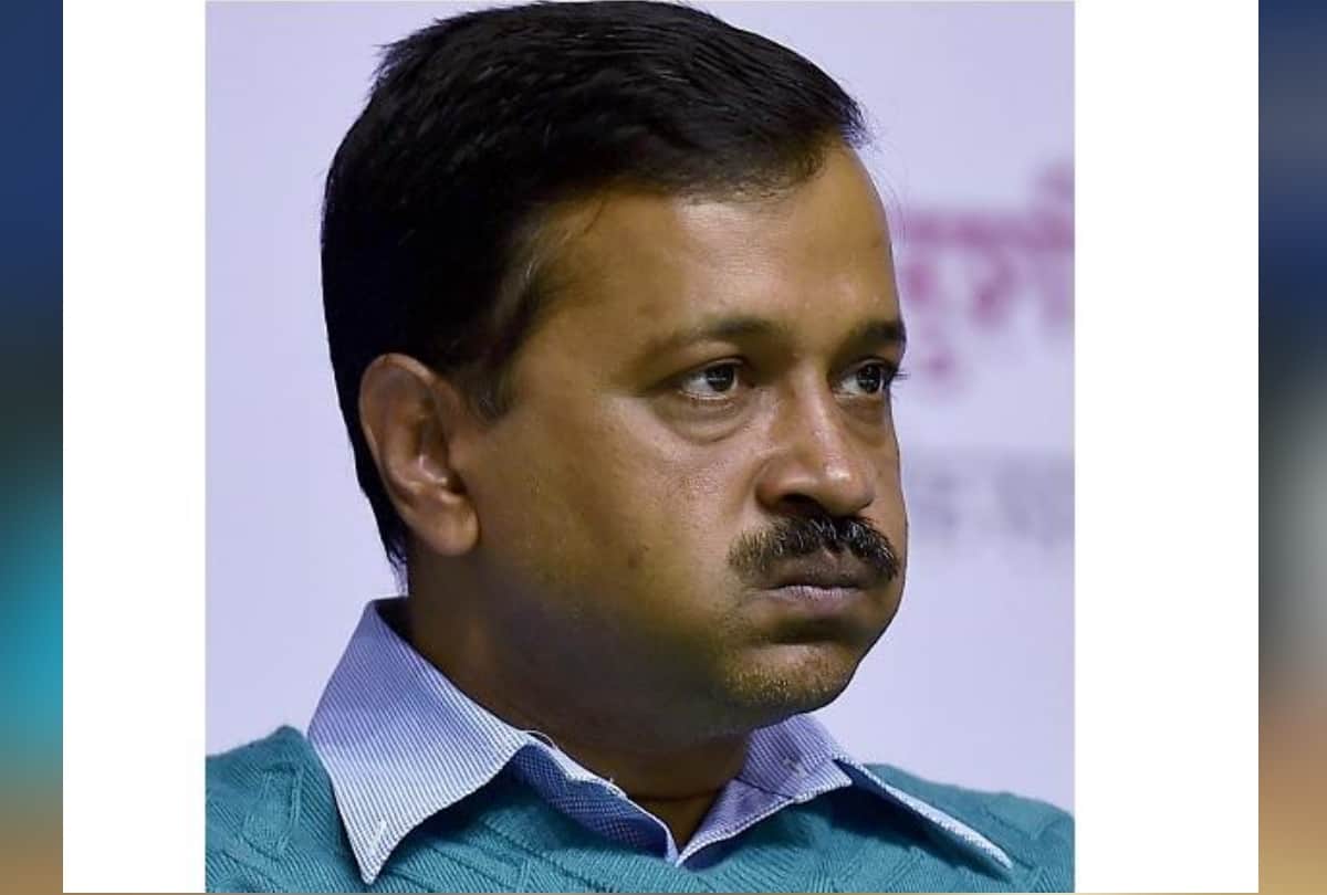 Bollywood Actress Koena Mitra Asks Arvind Kejriwal To Go For Maun Vrat