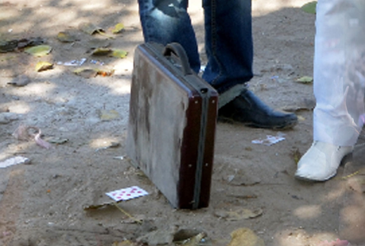 taking Briefcase full of ten lakh rupees both disappeared