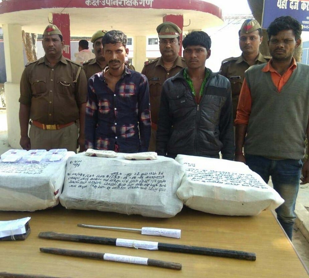 3 thieves caught 00