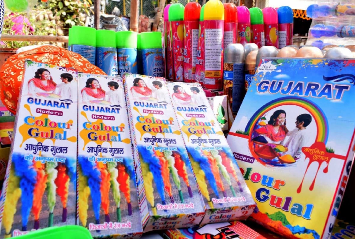 if you play holi with cheap colors, you can suffer from diseases like asthma 