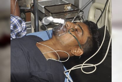 Six young man killed by train accident in Pilkhuwa of Uttar Pradesh
