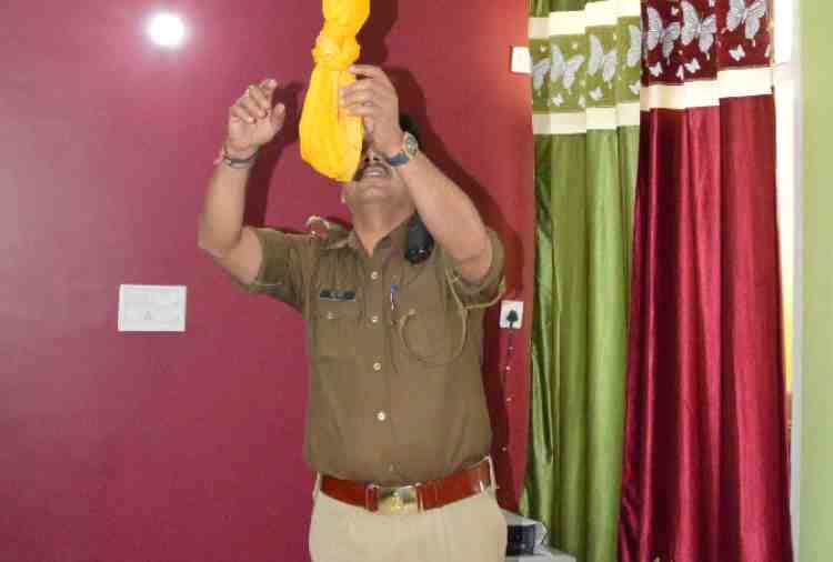 chandigarh woman suicide attempt, daughter commits hanging suicide
