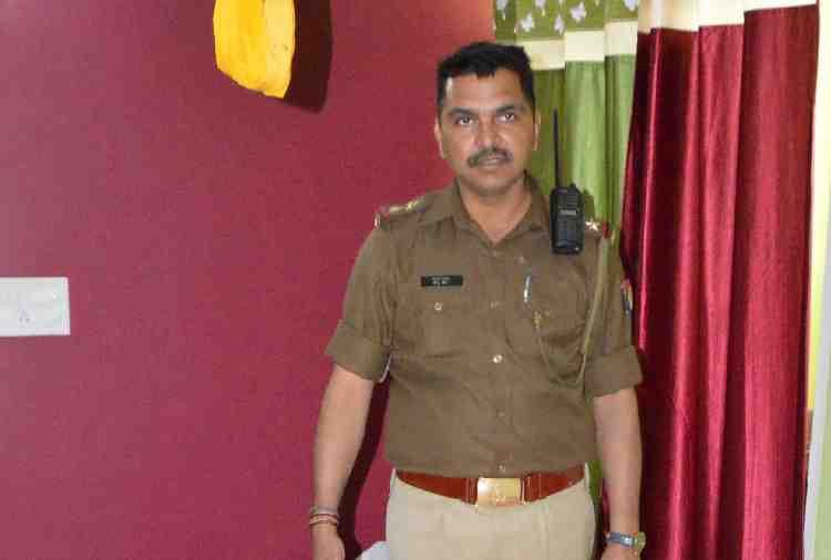 chandigarh woman suicide attempt with 10 years old daughter