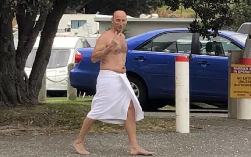 ex captain of england nasser hussain photo goes viral on twitter