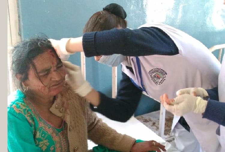 Private bus accident in mandi himachal 1 died 59 injured