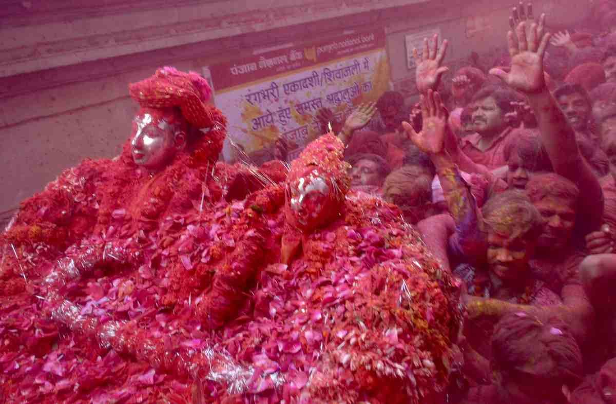 banarasi holi is very special konw about it