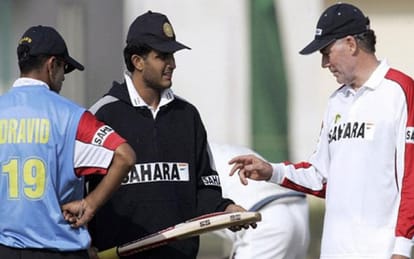 sourav ganguly break security circle to eat kabab in lahore