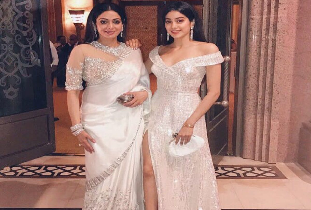 sridevi and daughter jhanvi kapoor bike video viral