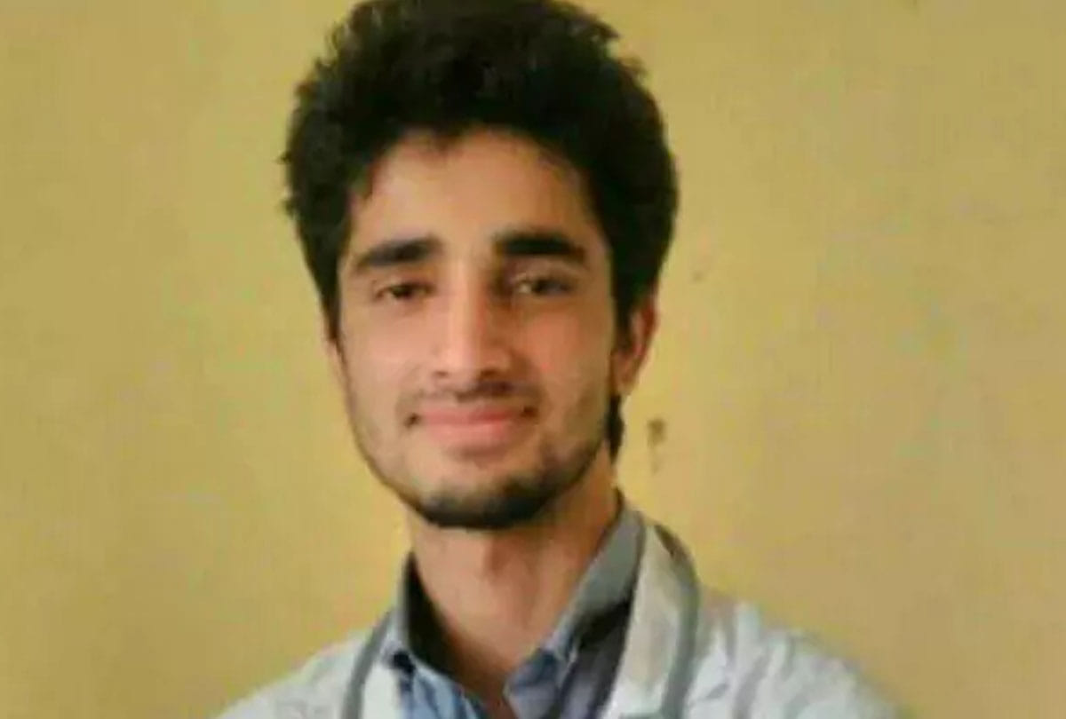 kashmiri student missing from two weeks who is doing MBBS from bhubaneswar AIIMS