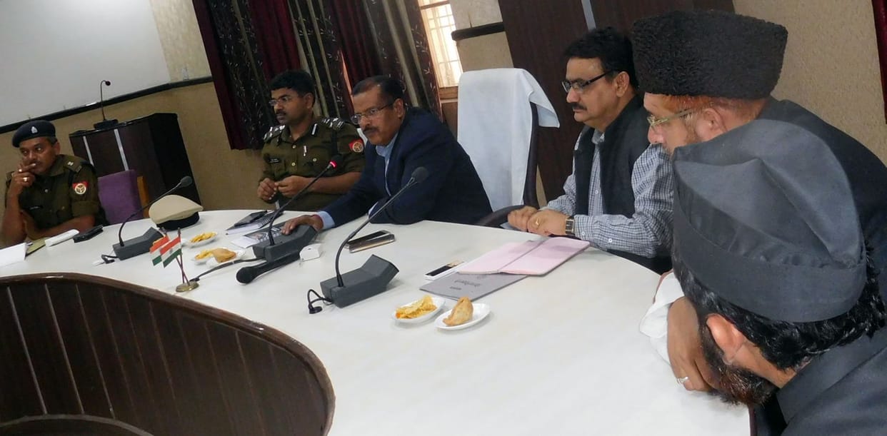 होली जुलूस पहले करें, नमाज का वक्त बढ़ा लें