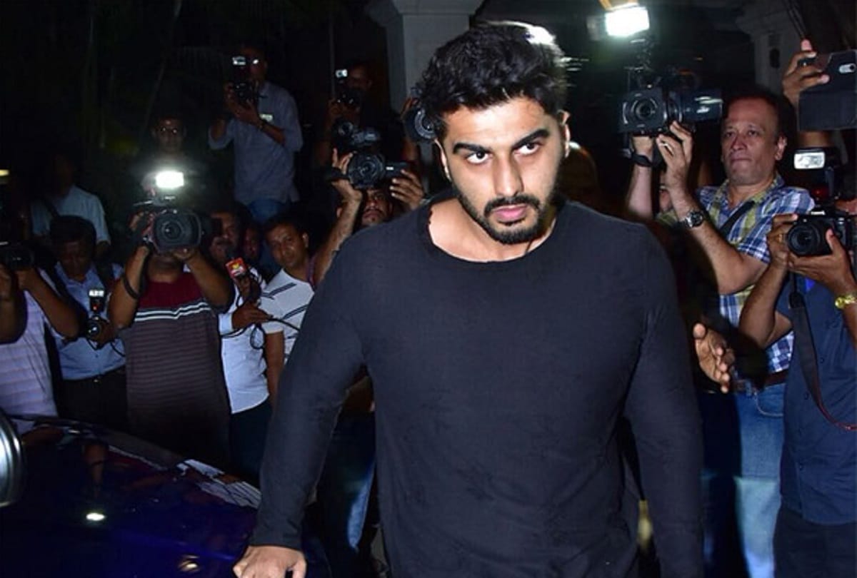 after sridevi death 5 big changes in janhvi kapoor and khushi kapoor life