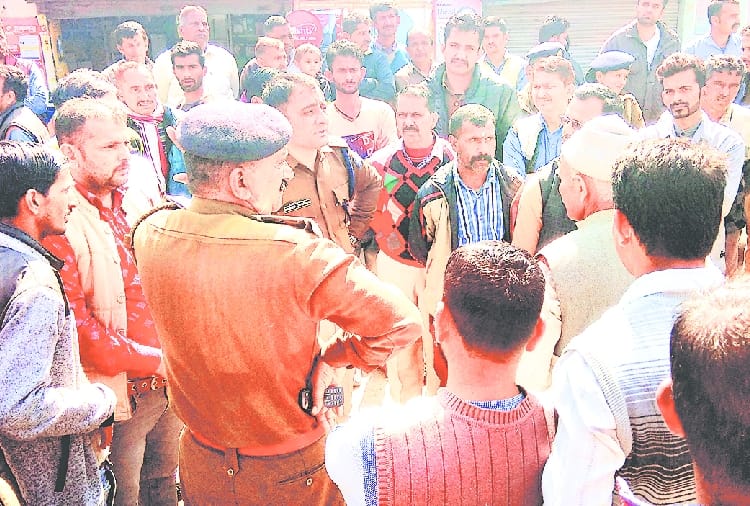 blood clash between tibetan and local people at sirmour