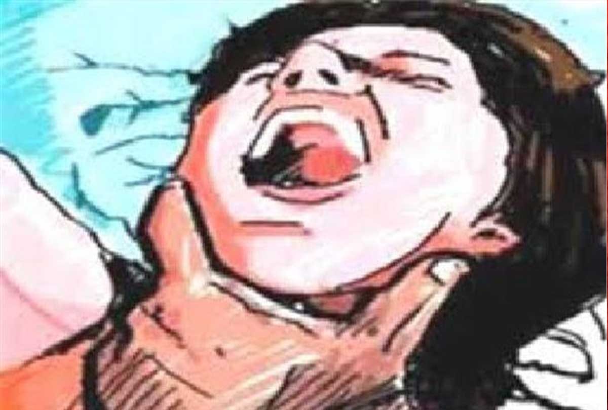 elder sister murder in front of younger