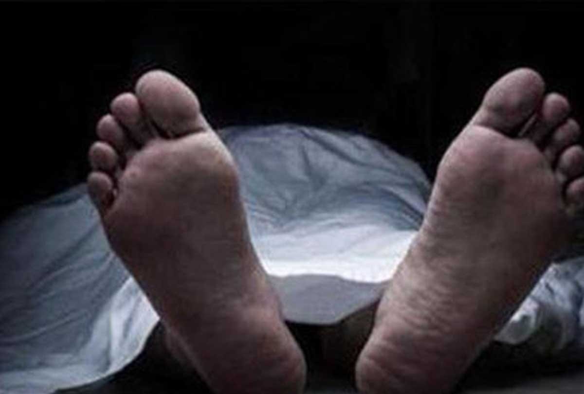 elder sister murder in front of younger