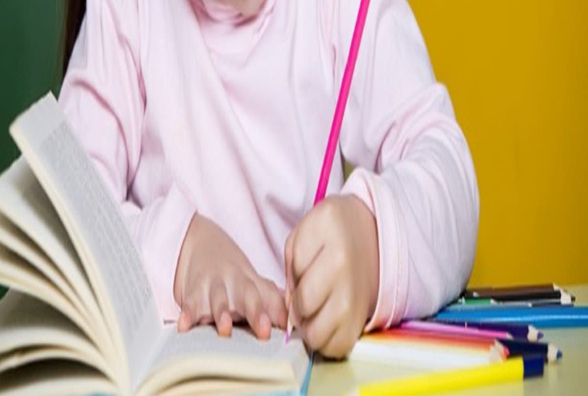 Shocking reason behind why Children unable to hold pencils in hand 