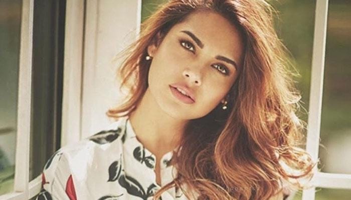 Actress Esha Gupta Trolled by people For Tweet on Syria Crisis