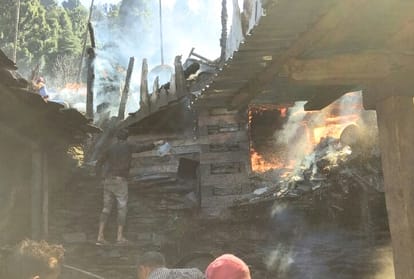 three houses gutted in a major fire at kullu himachal