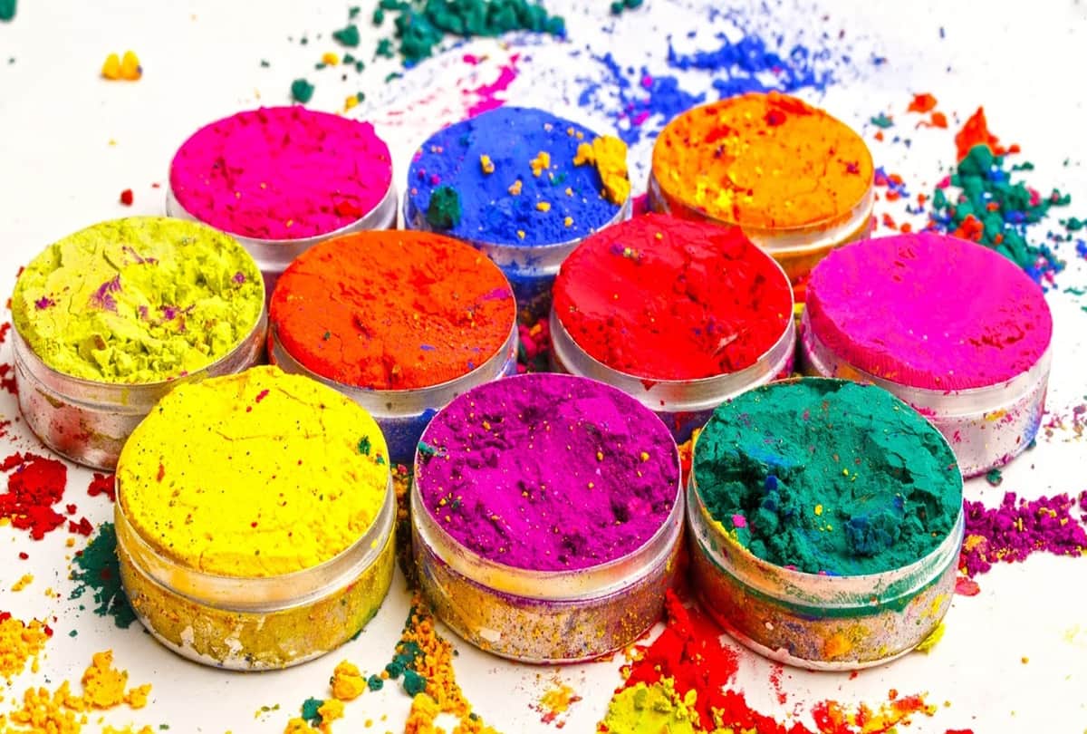 these zodiac sign people definitely do this work on holi