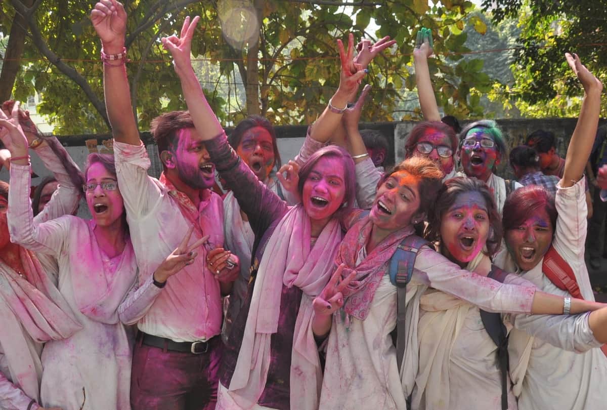 happy holi celebration 2018 in schools and colleges of lucknow