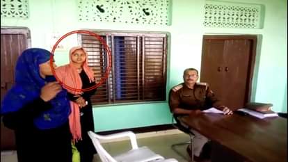 MUSLIM WOMAN ALLEGES IN LAWS AND HUSBAND TRIED TO BURN HER