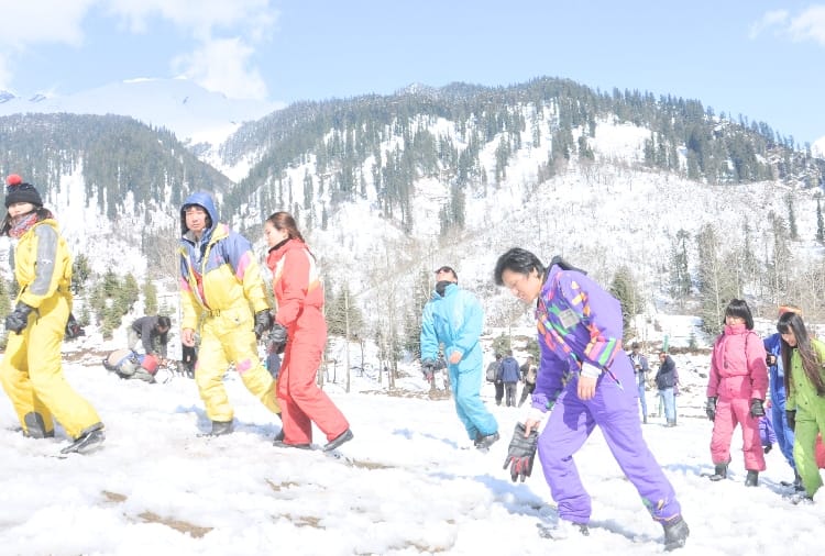 day and night temperature rise in himachal