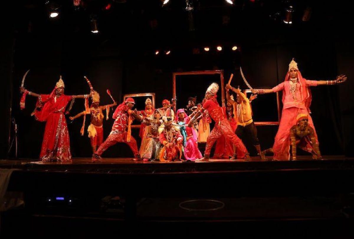 Eighth theater olympic - many questions, New possibilities