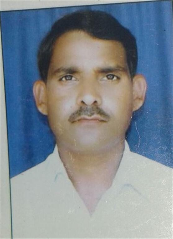 The truck trumped the bike in Hathras, the death of two