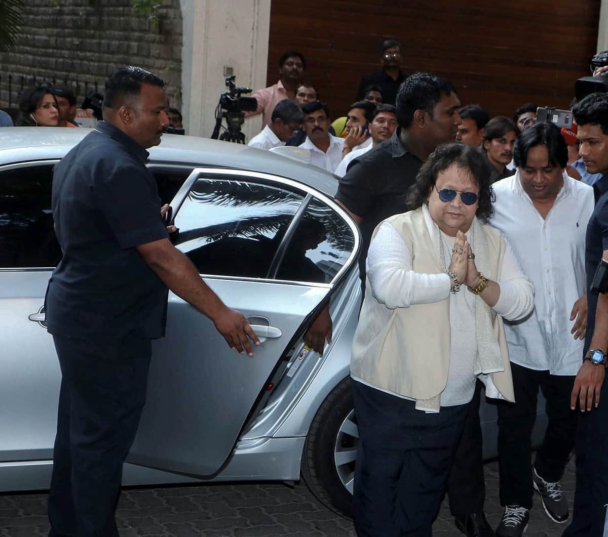 Disco Dancer Fame Music Composer Bappi Lahiri honoured by World Book of Records