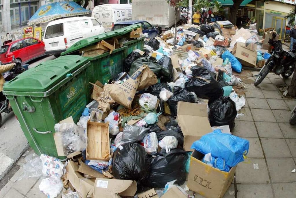 people will have to pay user charge on throwing garbage in open area