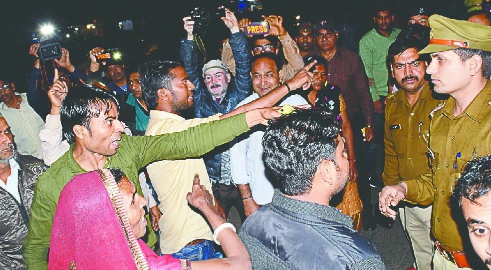 histri sheter ghalla ne dhamki di