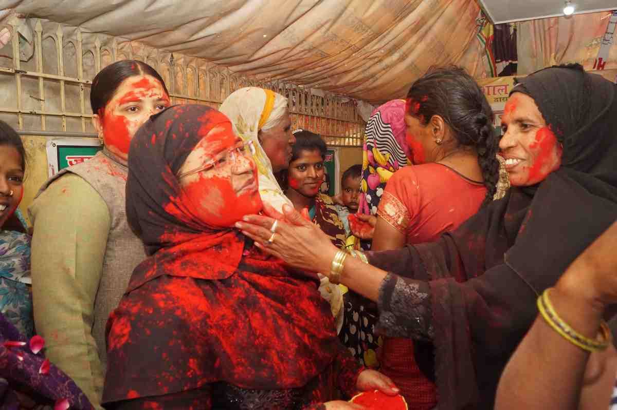 Holi celebration by muslim and hindu women in varanasi