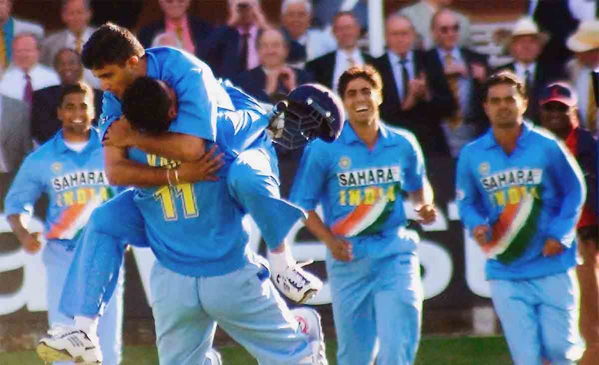cricketer sourav ganguly dance on bollywood song