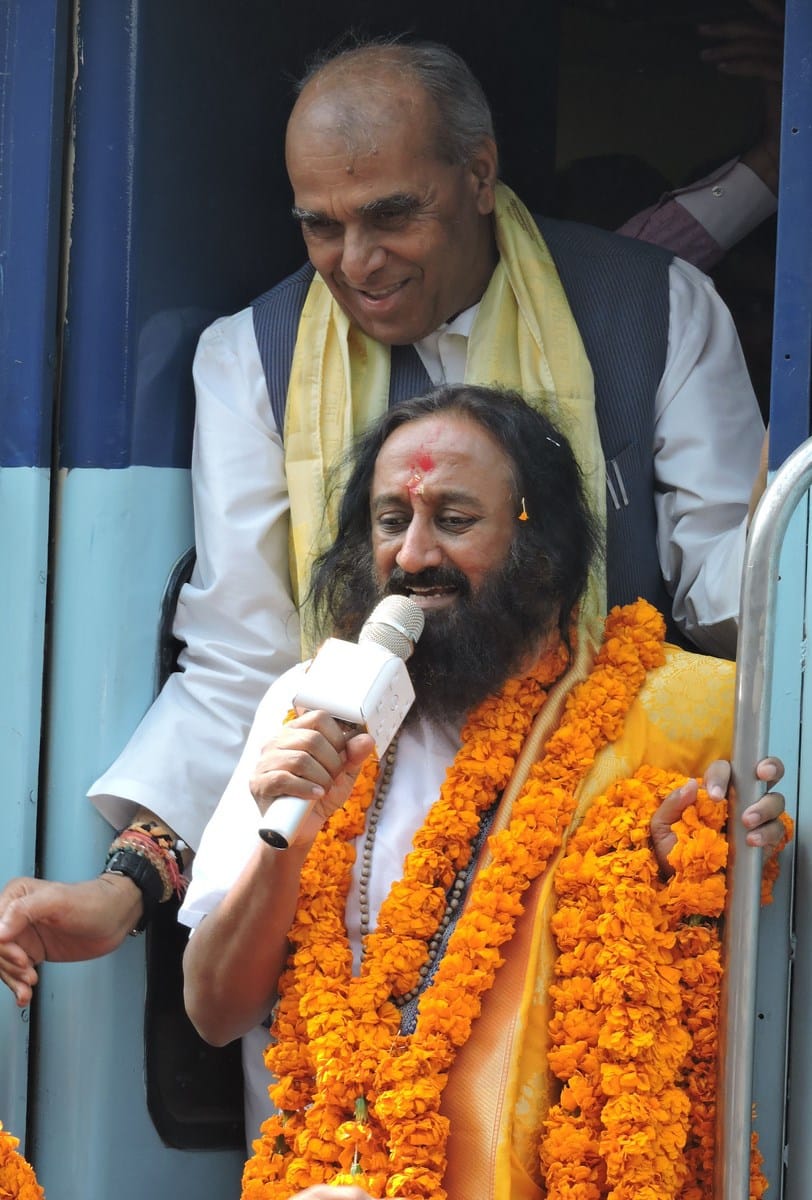 बुद्ध की भूमि तक पूरी दुनिया को लाएंगे : श्रीश्री