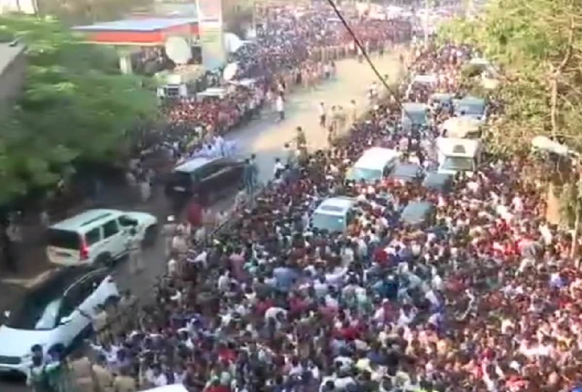 Boney Kapoor performed last rites of Sridevi funeral