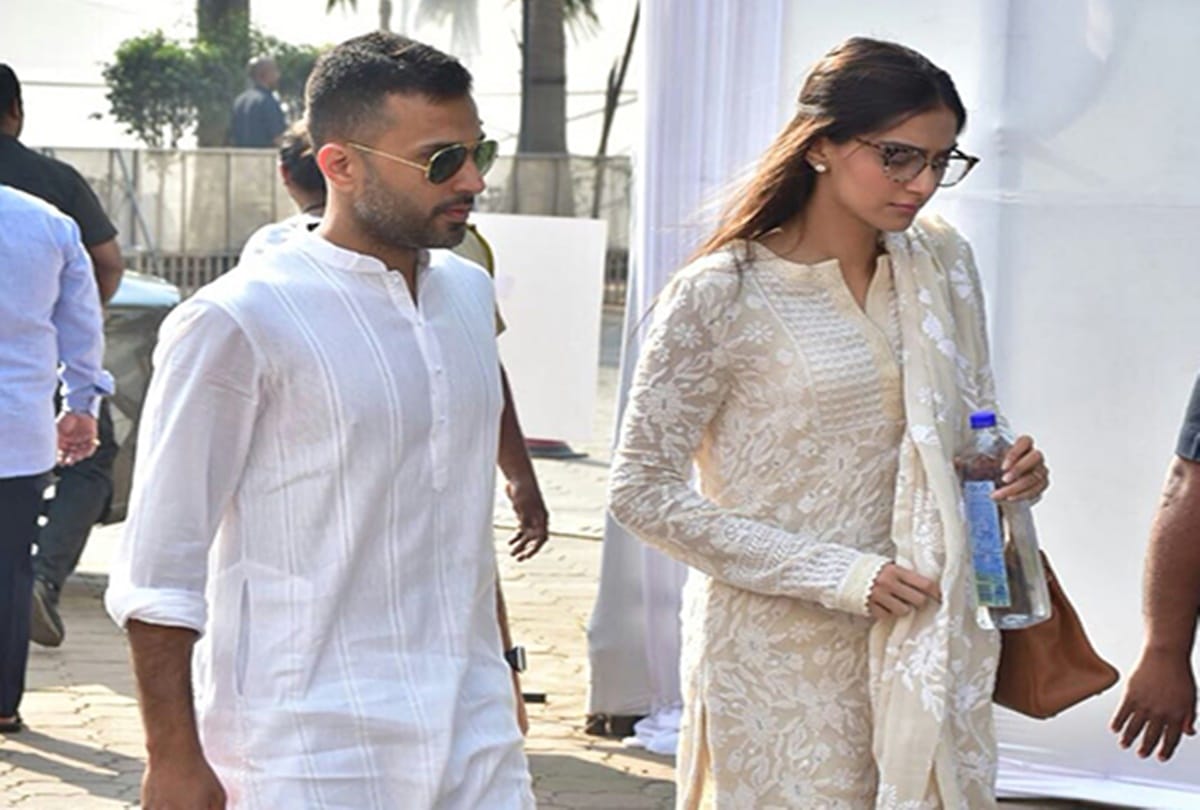 Bollywood stars come to pay their final respects to Sridevi funeral at the Celebration Sports Club 