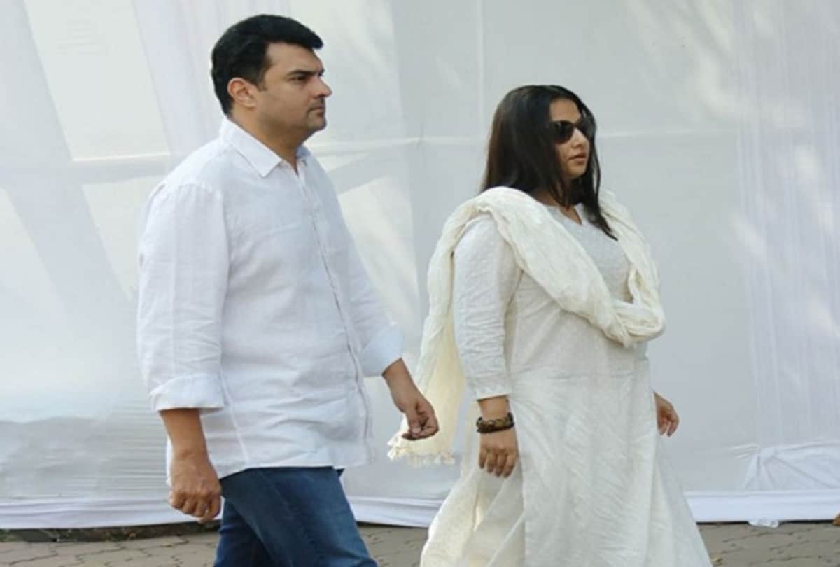 bollywood celebrities arrive at Celebration Sports Club to pay last respects to Sridevi