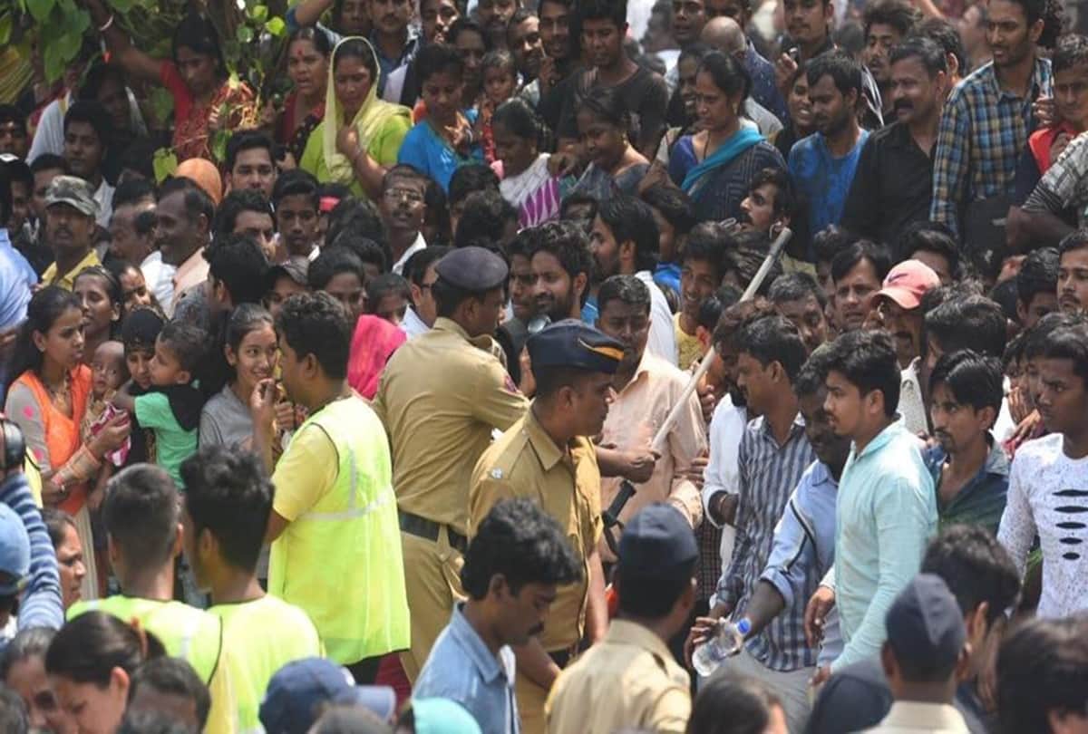 see the bollywood actress sridevi's funeral pictures here  