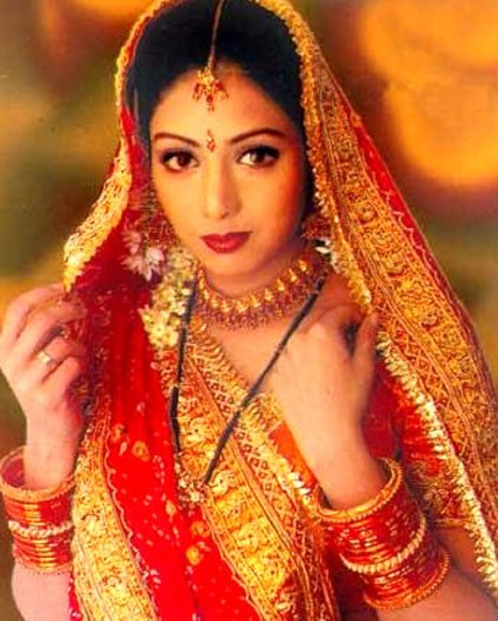 sridevi funeral draped in banarsi saree