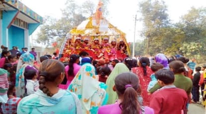 Weird tradition, not holika dahan, not holi, know how to play tilenda again