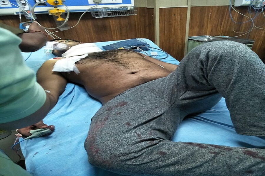 up: Daroga wife and son shot, killed, force deployed
