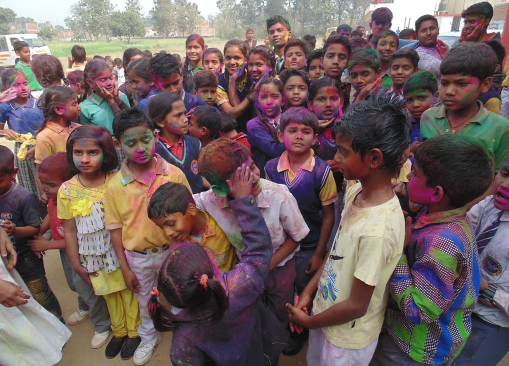 city desperate to be drenched in color