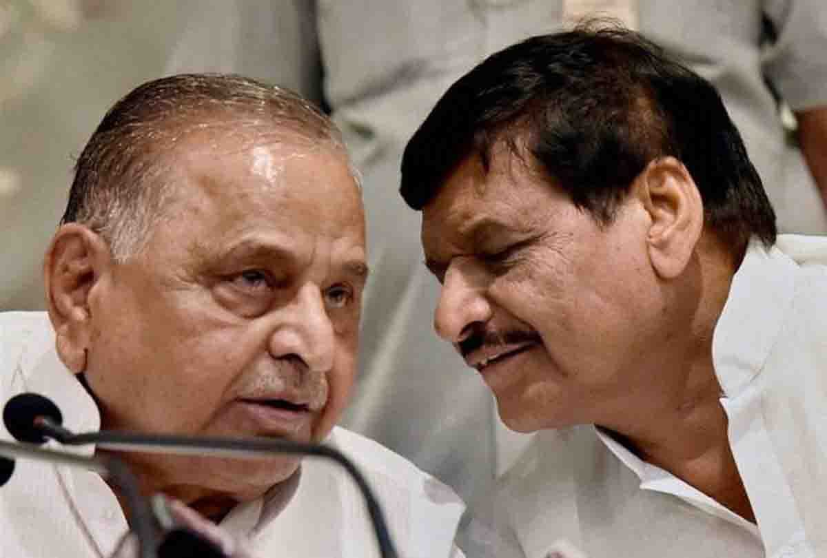 akhilesh yadav and shivpal singh yadav fight