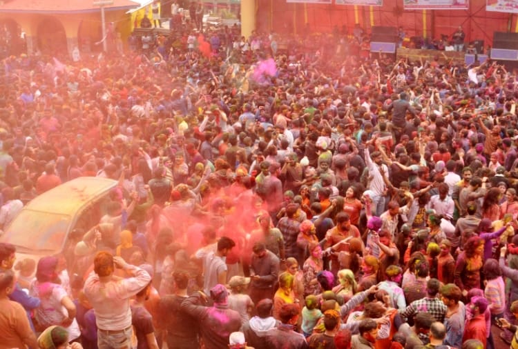 Holi celebrations in Mandi Kullu Hamirpur Himachal Pradesh