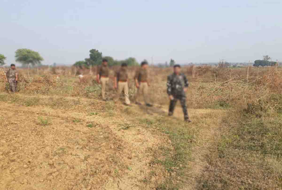 police team clash mahendra pasi gang in forest