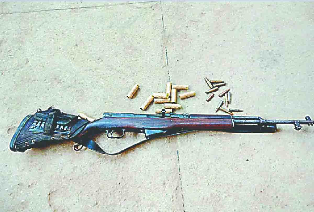 police team clash mahendra pasi gang in forest