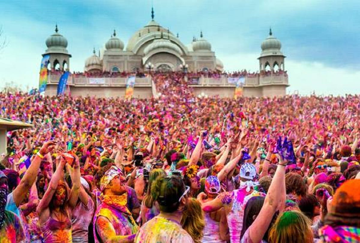 holi festival big celebration done in Spanish fork of us